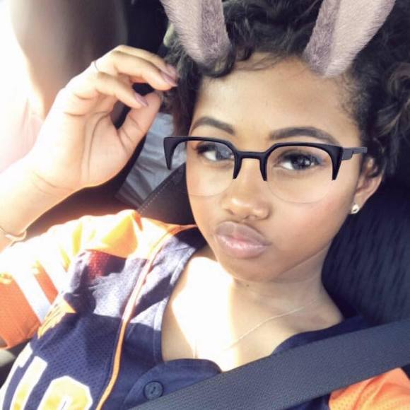 Meet your Posher, Chelesa - Picture 1 of 1